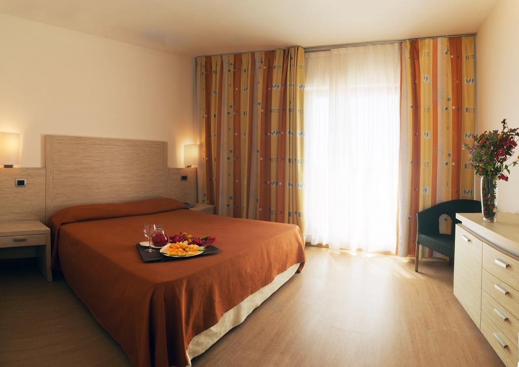 Menfi Beach Resort Chambre photo